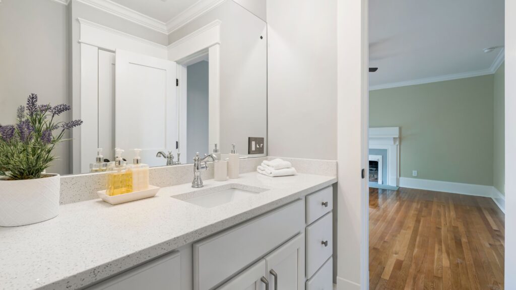 quartz bathroom countertops